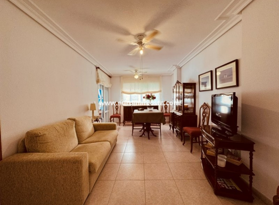 Sale - Apartment / flat - La Mata