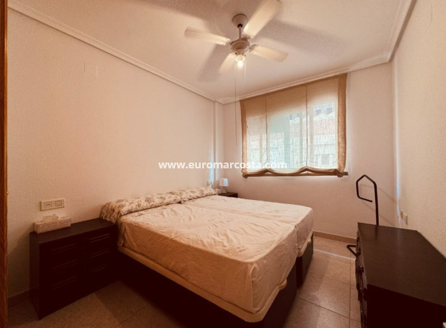Sale - Apartment / flat - La Mata