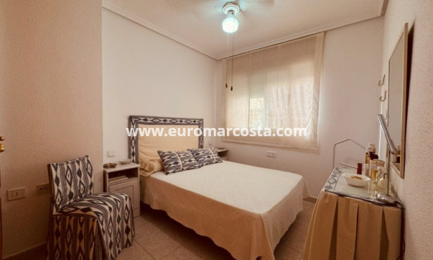 Sale - Apartment / flat - La Mata