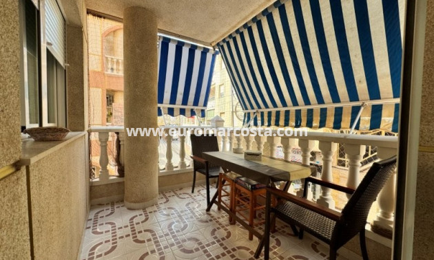 Sale - Apartment / flat - La Mata