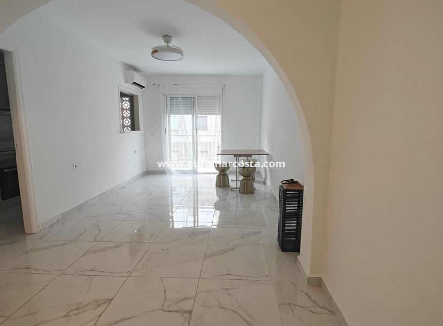 Venta - Apartamento / piso - Torrevieja - TORREVIEJA