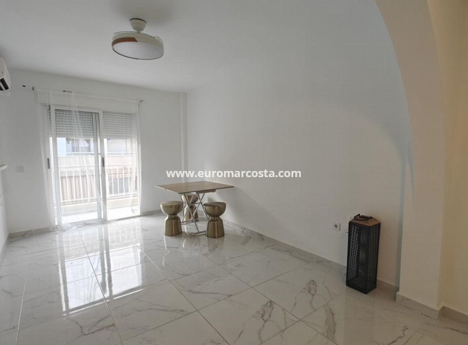 Venta - Apartamento / piso - Torrevieja - TORREVIEJA