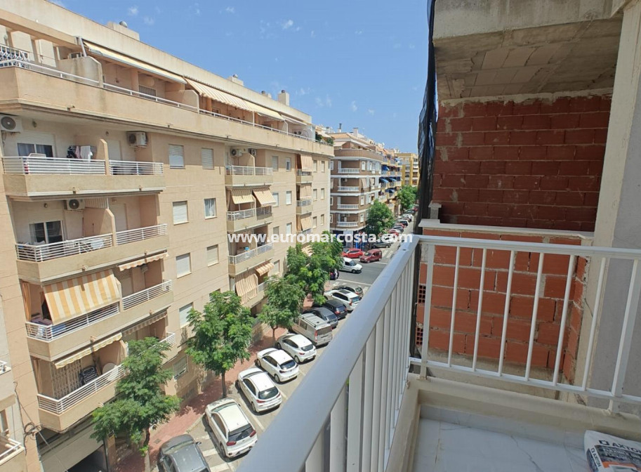 Venta - Apartamento / piso - Torrevieja - TORREVIEJA
