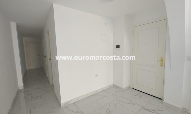 Venta - Apartamento / piso - Torrevieja - TORREVIEJA