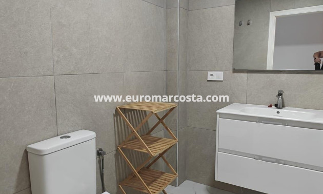 Venta - Apartamento / piso - Torrevieja - TORREVIEJA