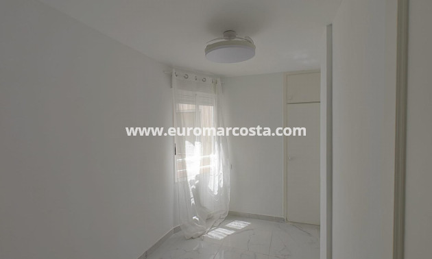 Venta - Apartamento / piso - Torrevieja - TORREVIEJA