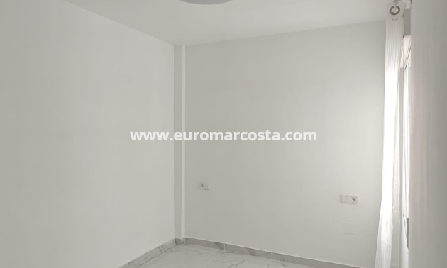Venta - Apartamento / piso - Torrevieja - TORREVIEJA