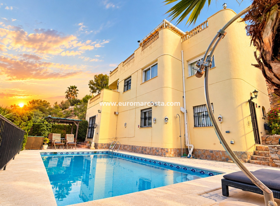 Objekte zum Wiederverkauf - Villa freitstehend - Orihuela Costa - Las Ramblas Golf