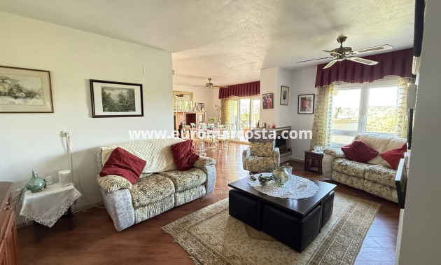Objekte zum Wiederverkauf - Villa freitstehend - Orihuela Costa - Las Ramblas Golf