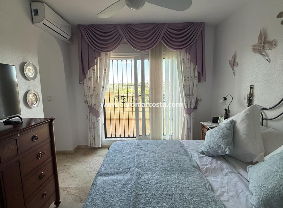 Objekte zum Wiederverkauf - Villa freitstehend - Orihuela Costa - Las Ramblas Golf