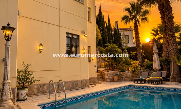 Objekte zum Wiederverkauf - Villa freitstehend - Orihuela Costa - Las Ramblas Golf
