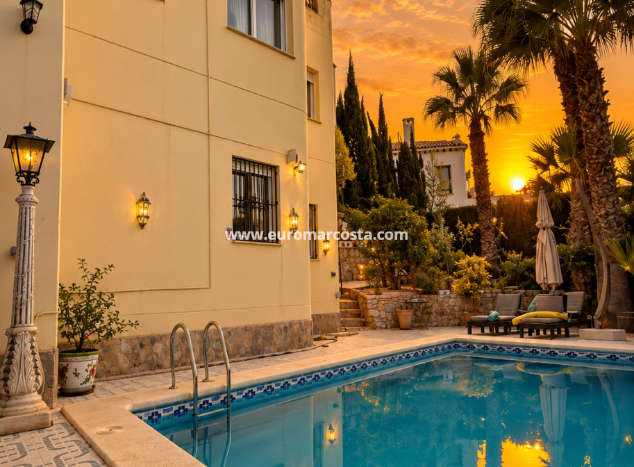 Objekte zum Wiederverkauf - Villa freitstehend - Orihuela Costa - Las Ramblas Golf