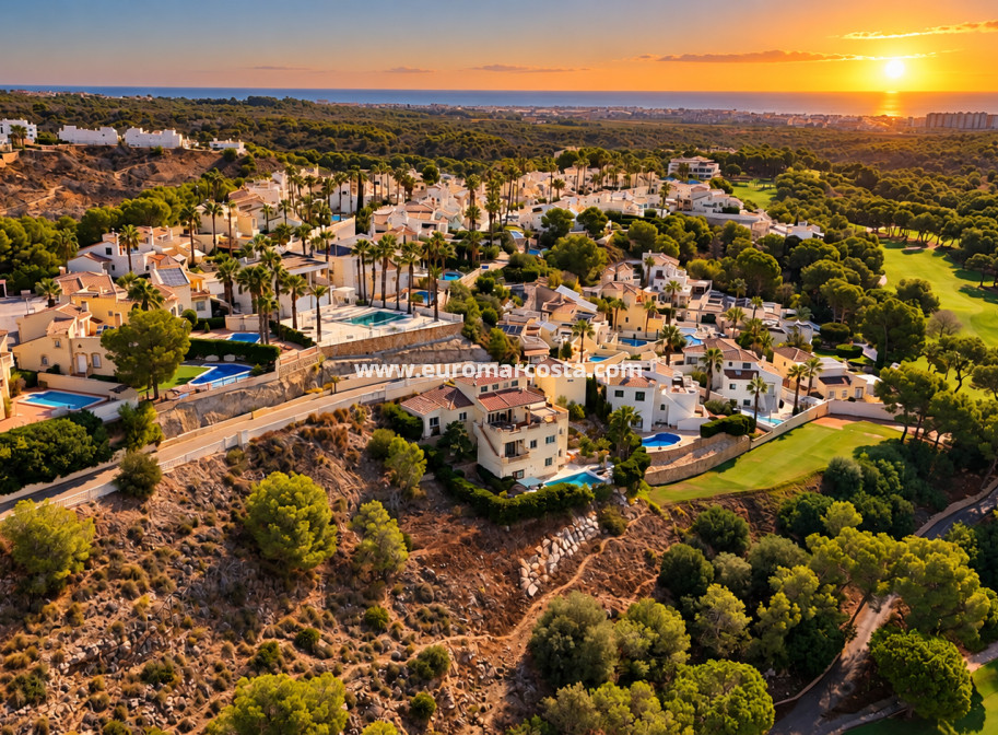 Objekte zum Wiederverkauf - Villa freitstehend - Orihuela Costa - Las Ramblas Golf