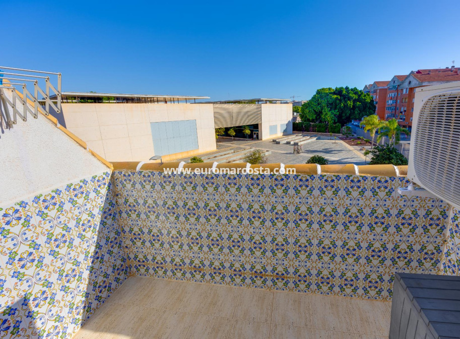 Sale - Penthouse - Torrevieja - TORREVIEJA