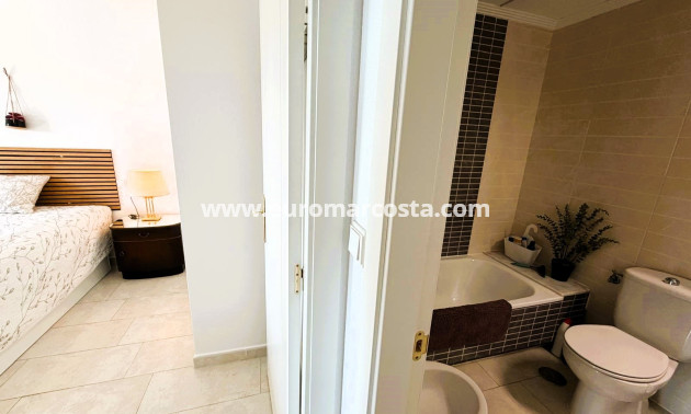 Venta - Apartamento / piso - Guardamar del Segura