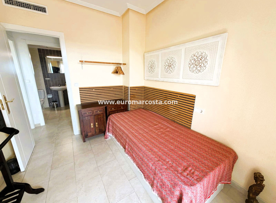 Venta - Apartamento / piso - Guardamar del Segura