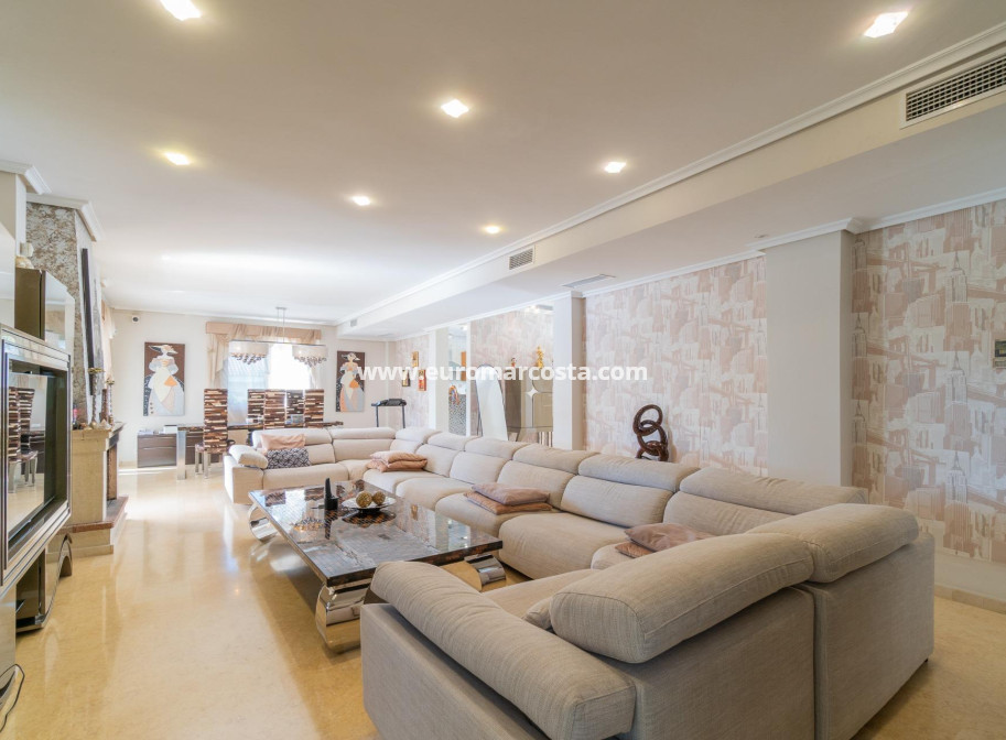 Venta - Villa - Torrevieja - La Mata