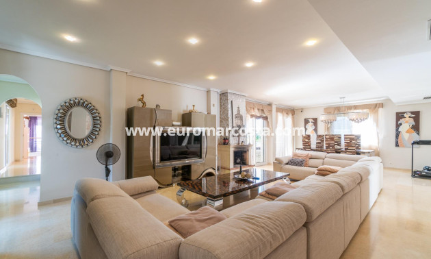 Venta - Villa - Torrevieja - La Mata