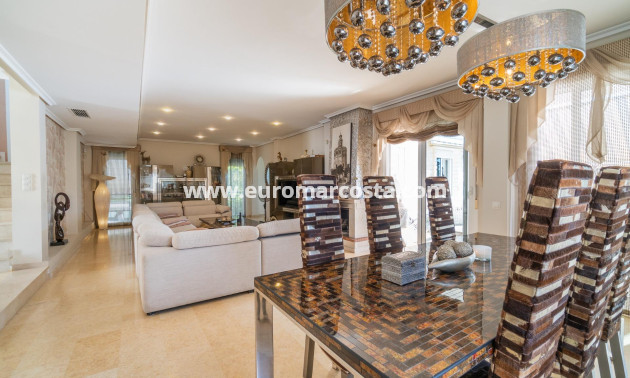Venta - Villa - Torrevieja - La Mata