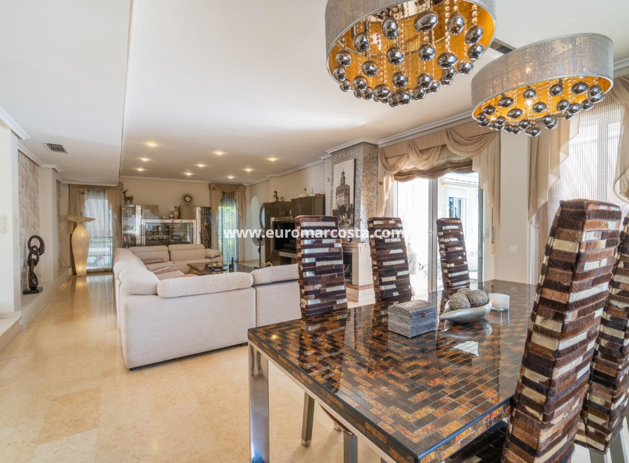 Venta - Villa - Torrevieja - La Mata