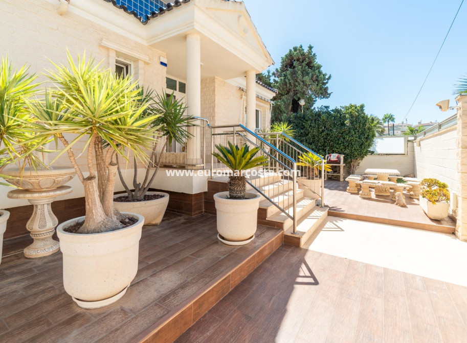 Venta - Villa - Torrevieja - La Mata