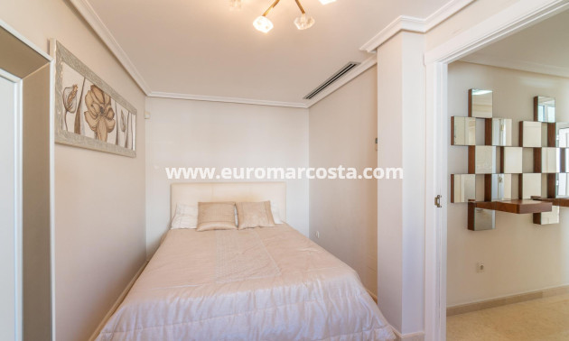 Venta - Villa - Torrevieja - La Mata