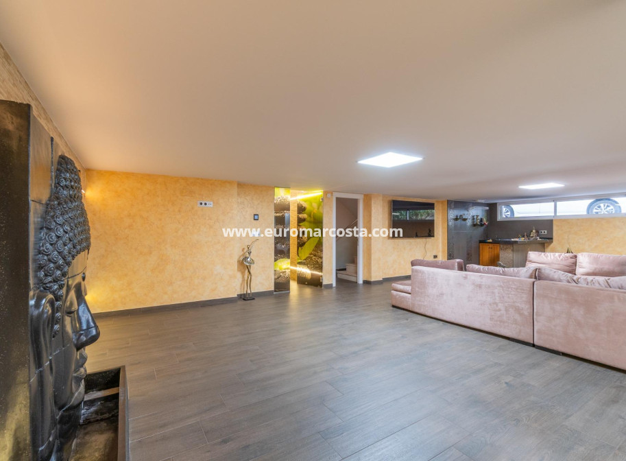 Venta - Villa - Torrevieja - La Mata