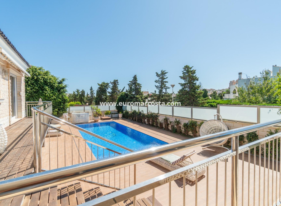 Venta - Villa - Torrevieja - La Mata