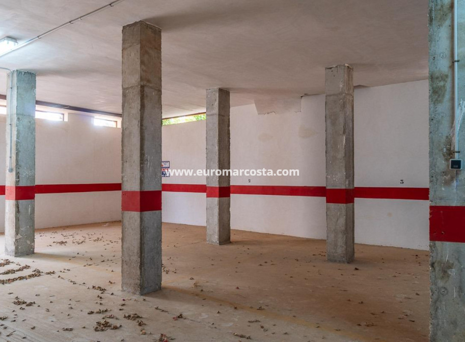 Objekte zum Wiederverkauf - Garage - Orihuela Costa