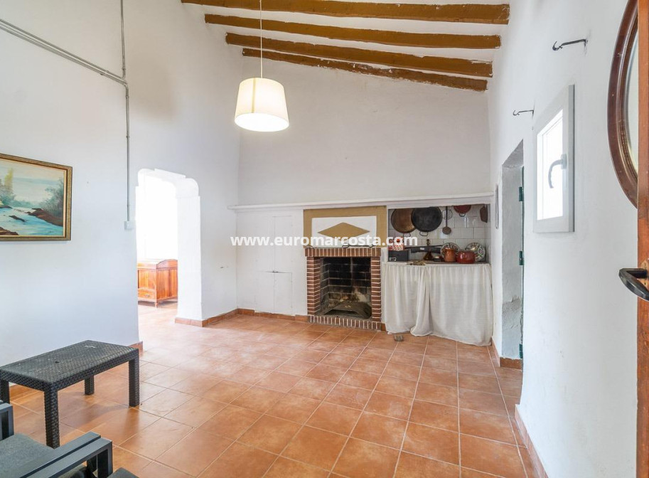 Sale - Casa - Torre - Pacheco - Roldán