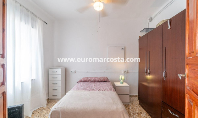 Sale - Casa - Torre - Pacheco - Roldán