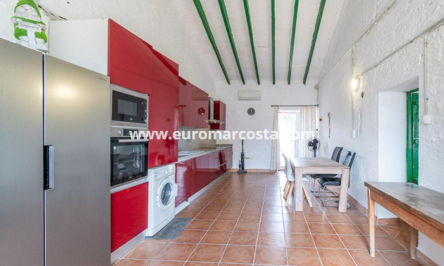 Sale - Casa - Torre - Pacheco - Roldán