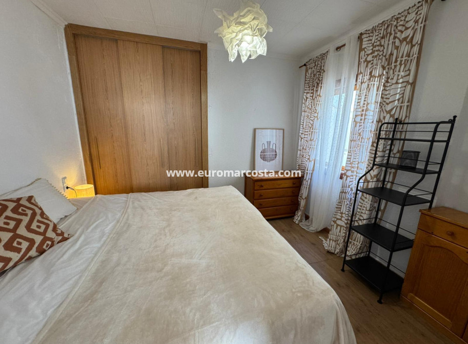 Sale - Bungalow - Torrevieja - TORREVIEJA