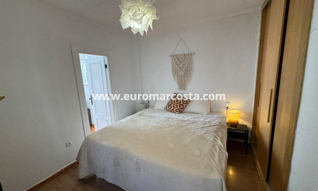 Sale - Bungalow - Torrevieja - TORREVIEJA