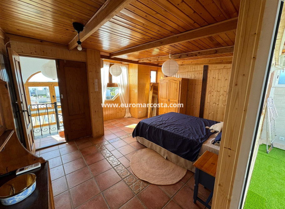 Sale - Bungalow - Torrevieja - TORREVIEJA