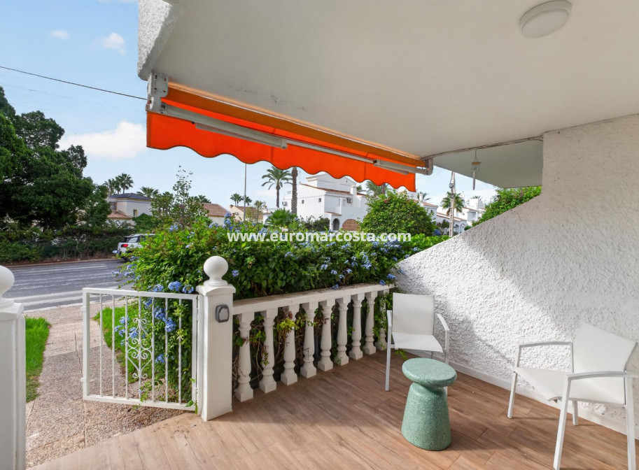 Sale - Bungalow - Orihuela Costa