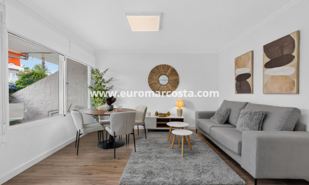 Sale - Bungalow - Orihuela Costa