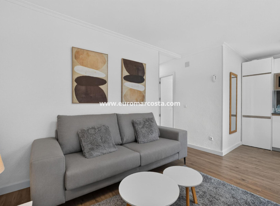 Sale - Bungalow - Orihuela Costa