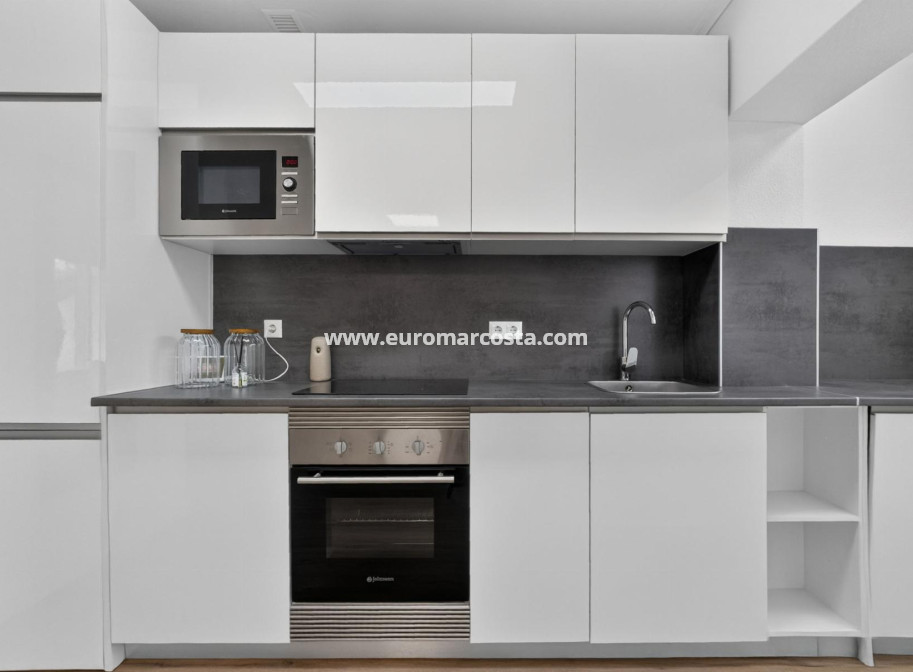 Sale - Bungalow - Orihuela Costa