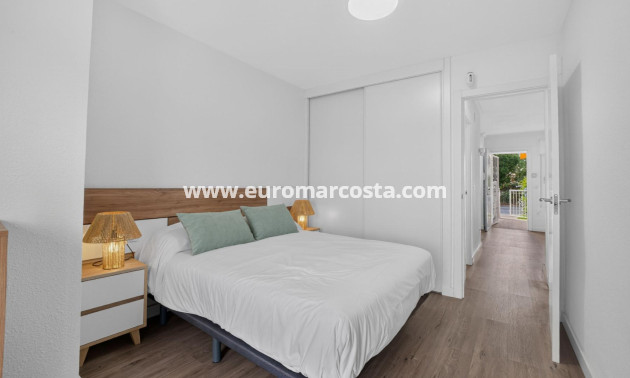 Sale - Bungalow - Orihuela Costa