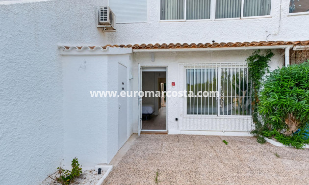 Sale - Bungalow - Orihuela Costa