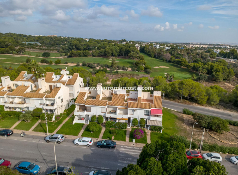 Sale - Bungalow - Orihuela Costa