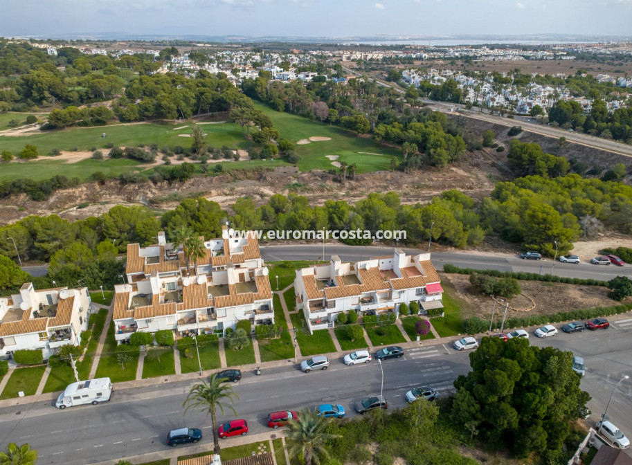 Sale - Bungalow - Orihuela Costa