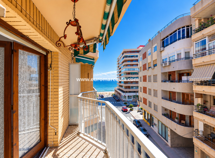 Sale - Apartment / flat - Torrevieja - TORREVIEJA