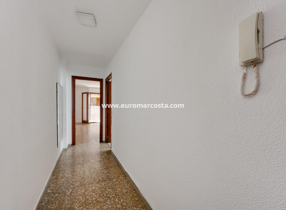 Sale - Apartment / flat - Torrevieja - TORREVIEJA