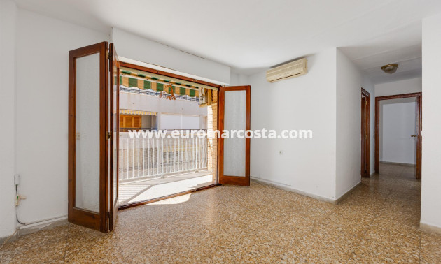 Sale - Apartment / flat - Torrevieja - TORREVIEJA