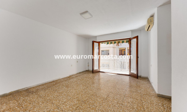 Sale - Apartment / flat - Torrevieja - TORREVIEJA