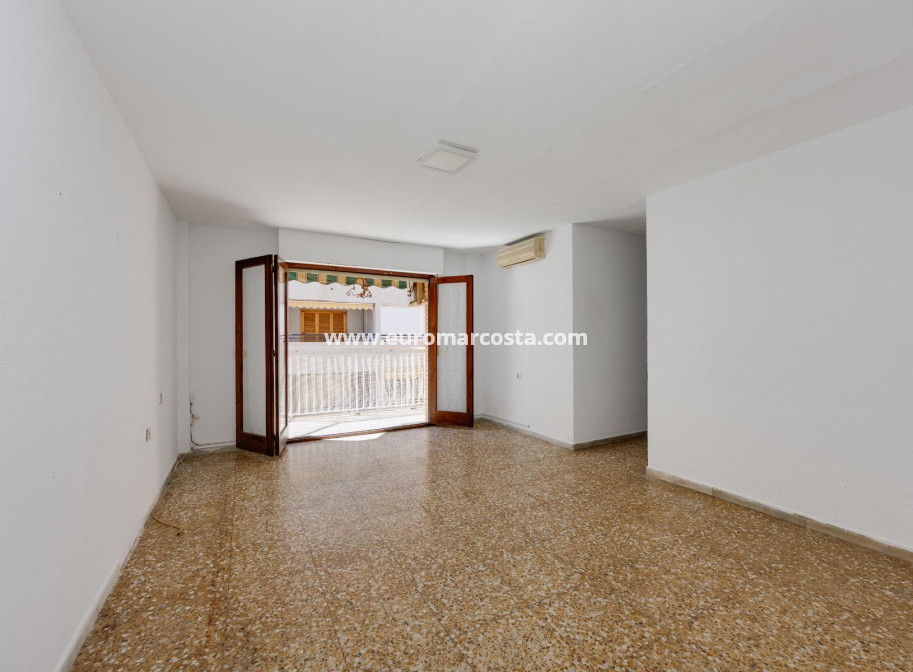 Sale - Apartment / flat - Torrevieja - TORREVIEJA