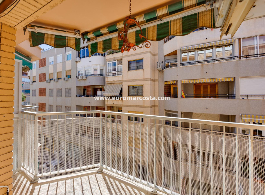 Sale - Apartment / flat - Torrevieja - TORREVIEJA
