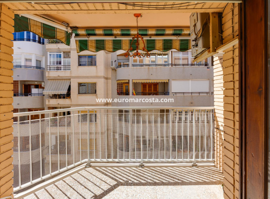 Sale - Apartment / flat - Torrevieja - TORREVIEJA